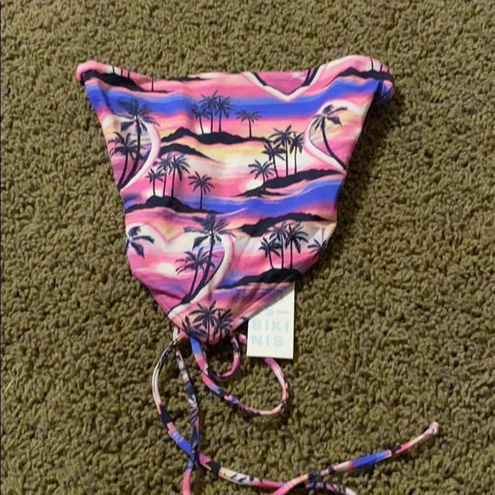 NWT Frankie’s bikini halo top size M LAST one